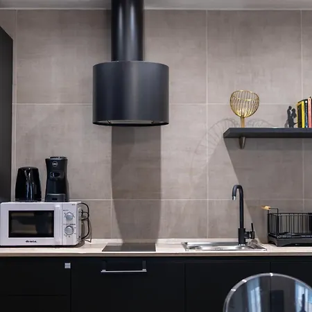 Napoleon & アパート