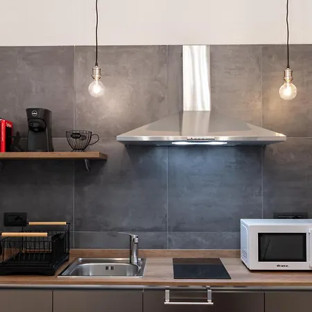 アパート Napoleon & *